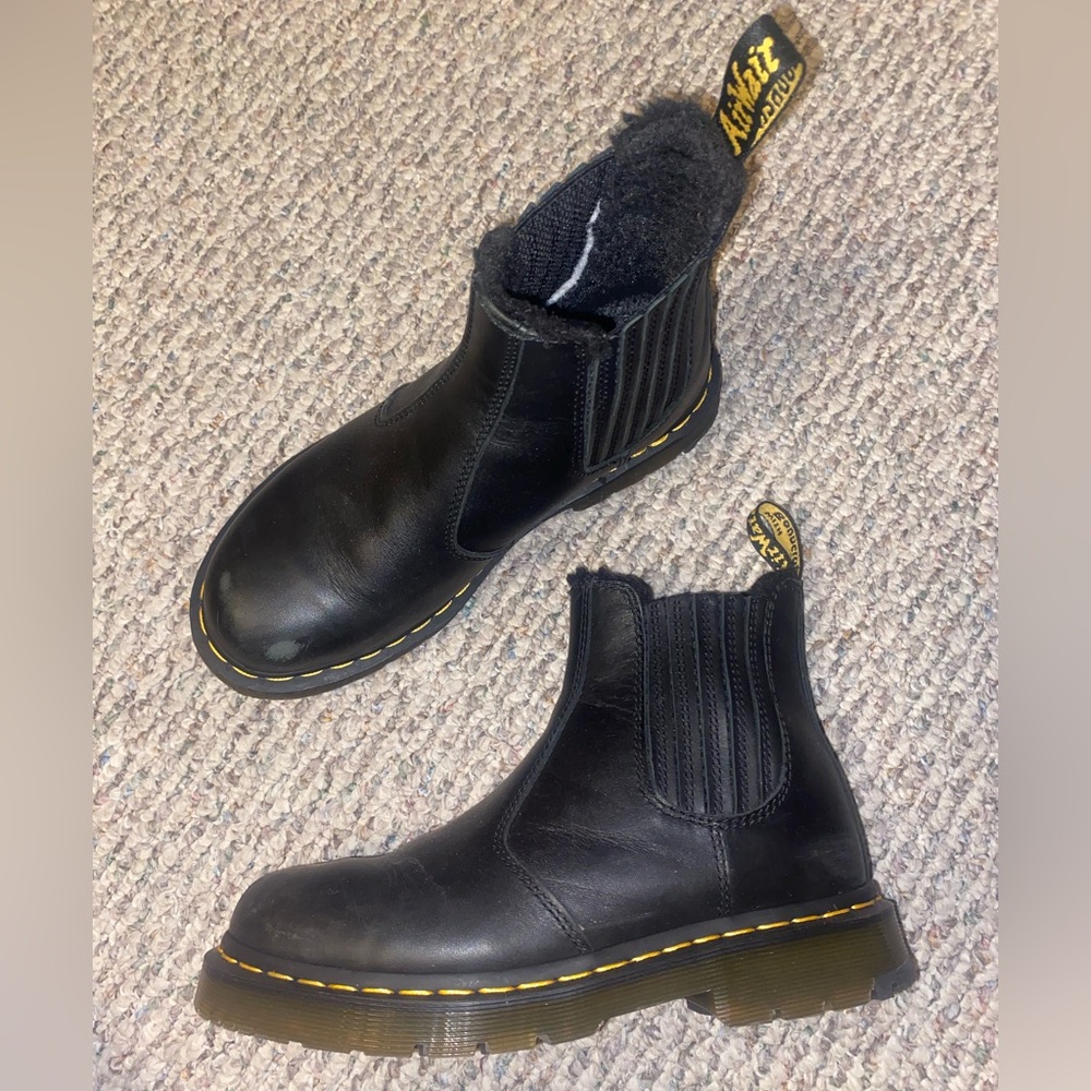 2976 DM'S WINTERGRIP LEATHER CHELSEA BOOTS